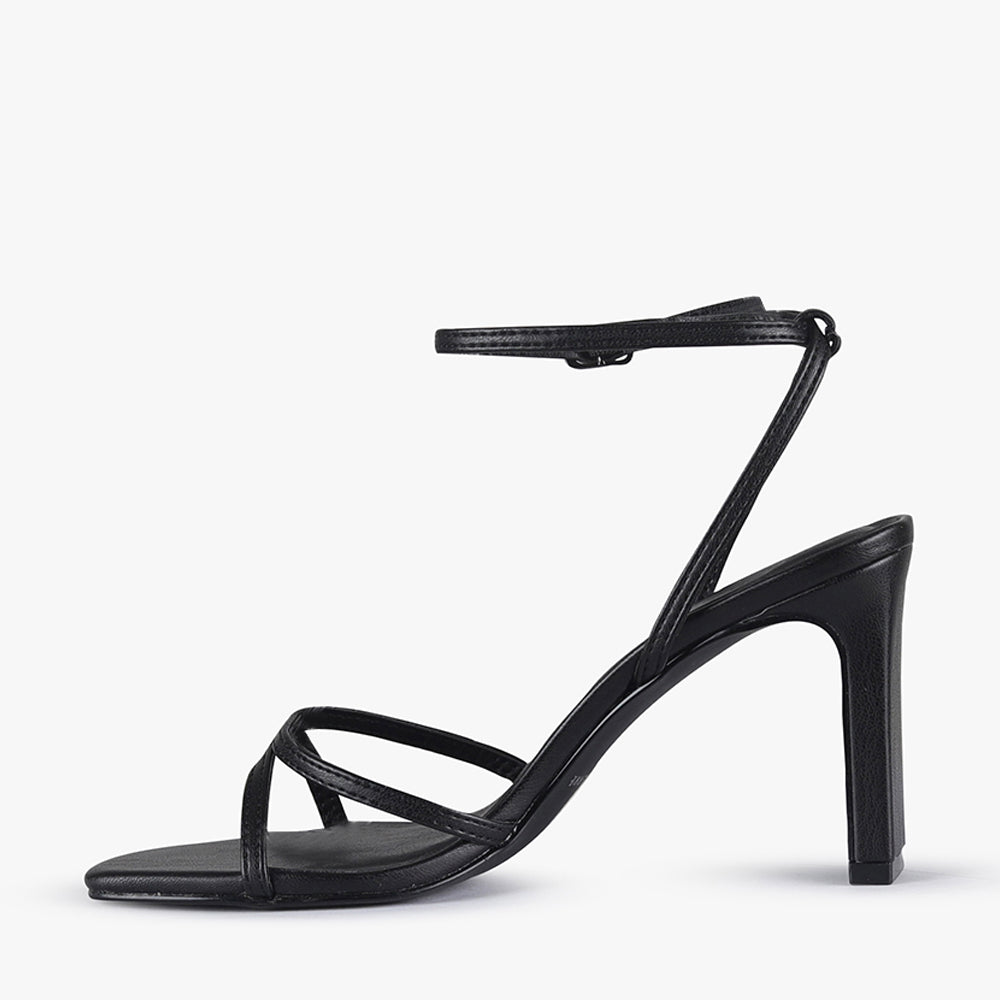 Solo by Pied A Terre Womens Black Strappy Block Heel Famous