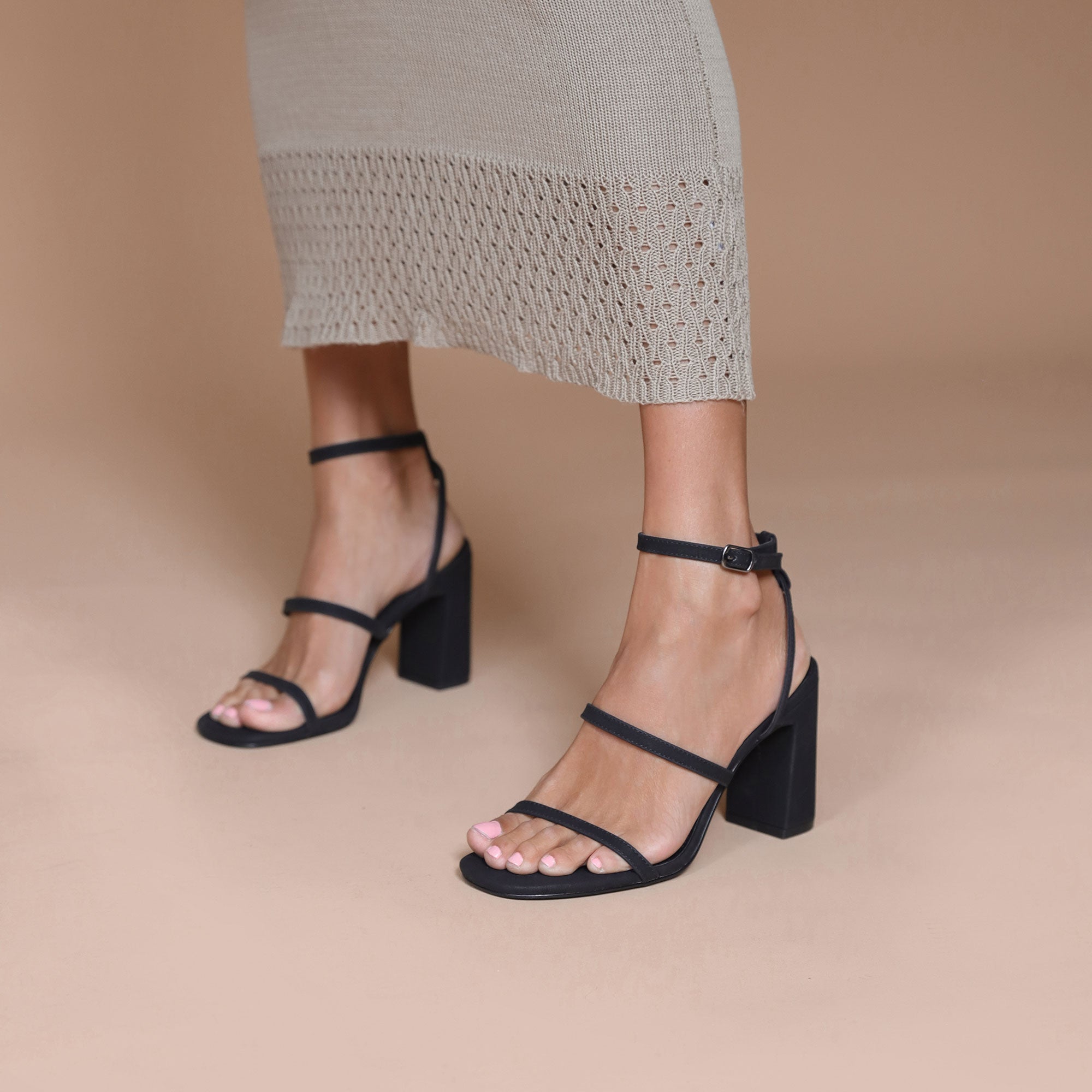 Zaki by Pied A Terre Black Strappy Heel Famous Footwear